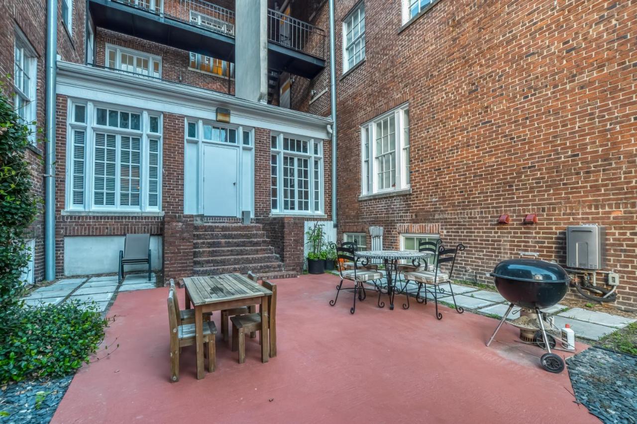 The Goose Getaway Apartment Savannah Exterior photo