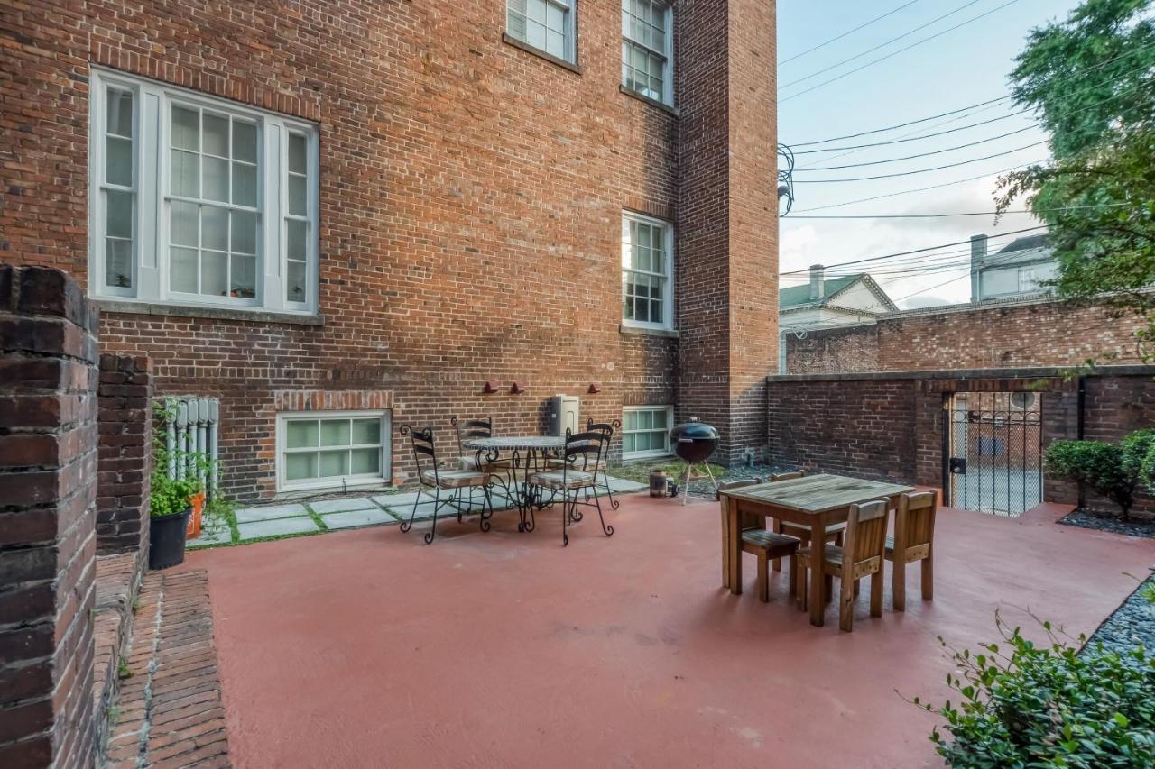 The Goose Getaway Apartment Savannah Exterior photo