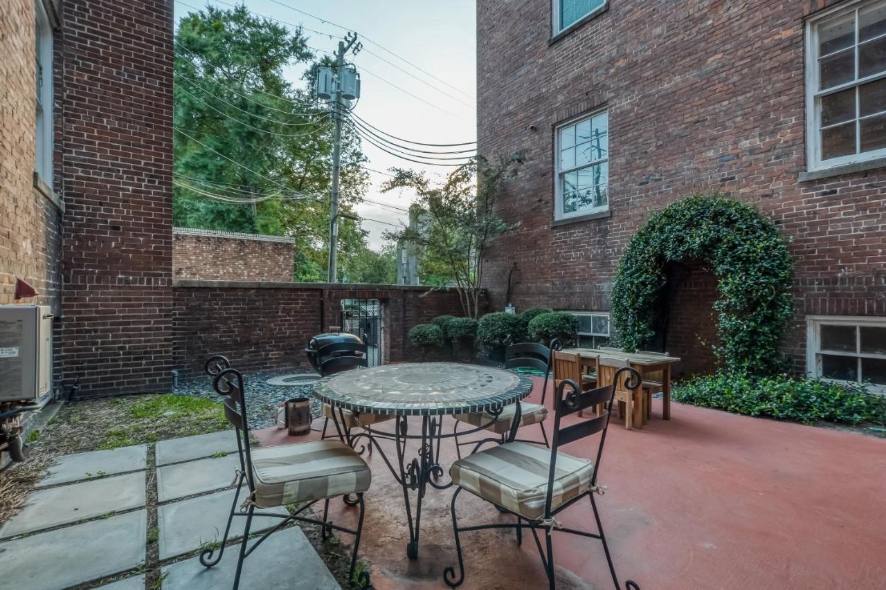 The Goose Getaway Apartment Savannah Exterior photo